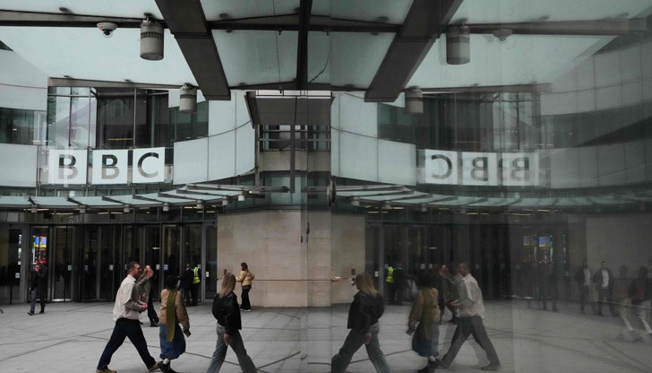 Телевизията свали филма от ефир, но отрече да има основания за дело за клевета