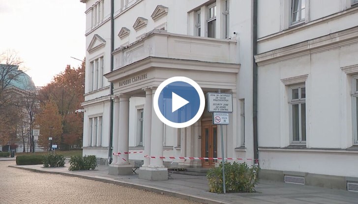 Кметът на район "Средец" Трайчо Трайков алармира за течове и пукнатини по фасадата