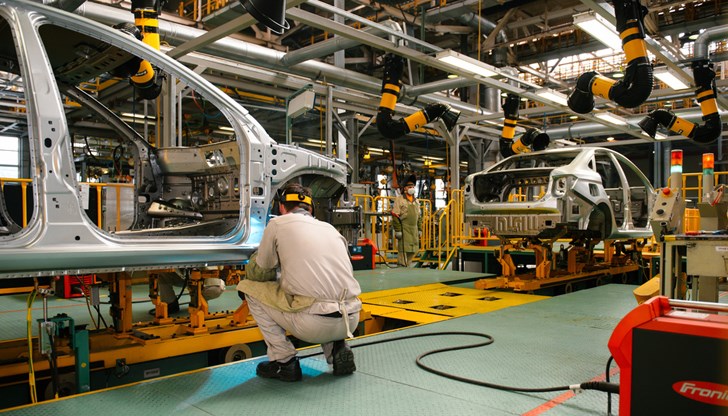 Автомобилният сектор достигна 11 милиарда евро оборот Автомобилният сектор достигна 11 милиарда евро оборот