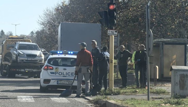 Инцидентът стана на пешеходен светофар на изхода на града Инцидентът стана на пешеходен светофар на изхода на града