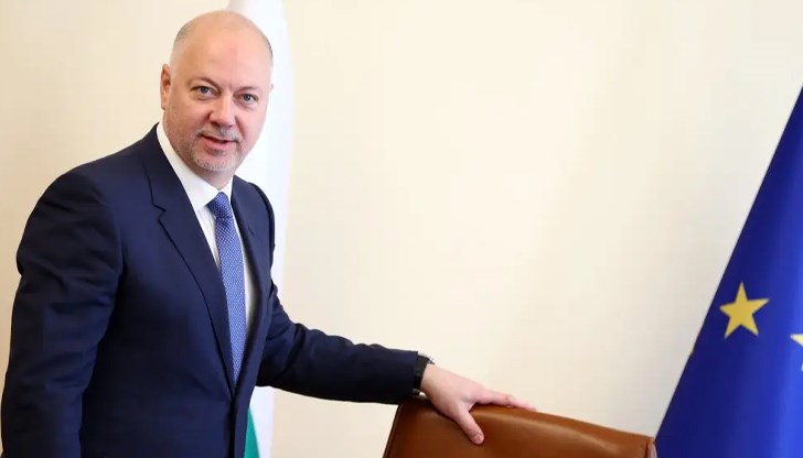 Премиерът публикува позицията на правителството в социалната мрежа "Екс" Премиерът публикува позицията на правителството в социалната мрежа "Екс"