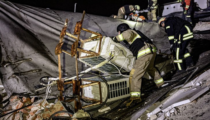 Атаката през нощта е включвала и 45 ракети Атаката през нощта е включвала и 45 ракети