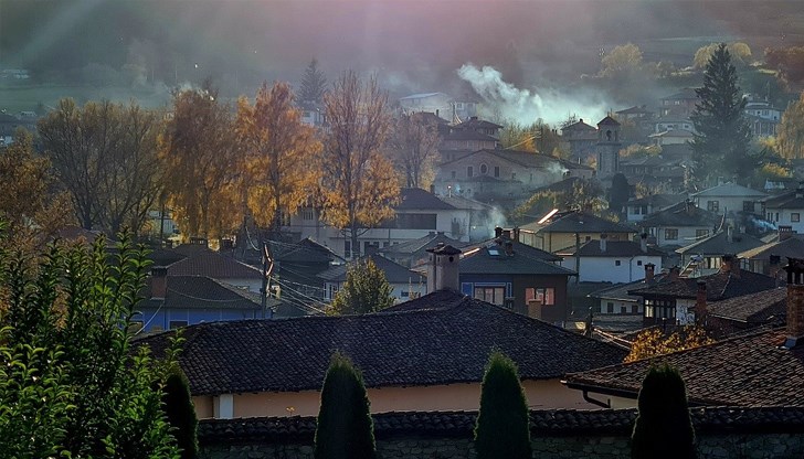 Първото десетдневие ще е топло, а в края на месеца се очакват валежи Първото десетдневие ще е топло, а в края на месеца се очакват валежи