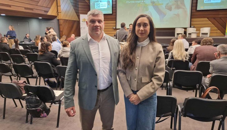 Борислав Рачев и Людмила Любенова представиха общината на национален форум в София