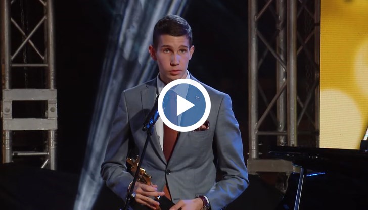 Създателят на "Черна писта" спечели вота, Илиян Русев от Русе също отличен