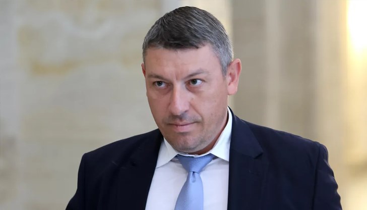 Депутатите ще обсъдят запасите от горива и правомощията на особения търговски управител Депутатите ще обсъдят запасите от горива и правомощията на особения търговски управител