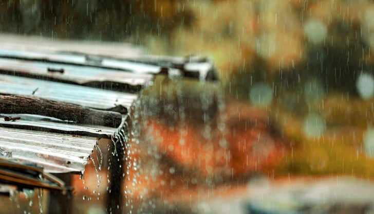 Валежите се очаква да продължат няколко часа, като с тях ще настъпи и осезаемо захладняване Валежите се очаква да продължат няколко часа, като с тях ще настъпи и осезаемо захладняване