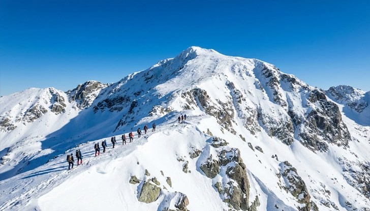 ПСС предупреждава туристите за сериозна опасност от подхлъзване над 1800 метра ПСС предупреждава туристите за сериозна опасност от подхлъзване над 1800 метра