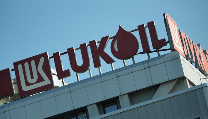 Доставките на горива няма да спират, ще се спазват санкциите