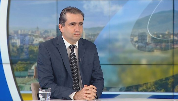 Бизнесът излиза на улицата заради вдигането на осигуровките