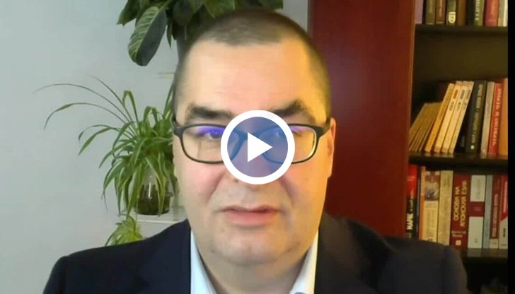 Журналистът отбеляза, че Пекин поддържа важни отношения с Москва, които няма да бъдат пожертвани