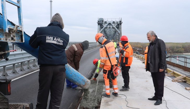 Приключи полагането на 75 тона бетон