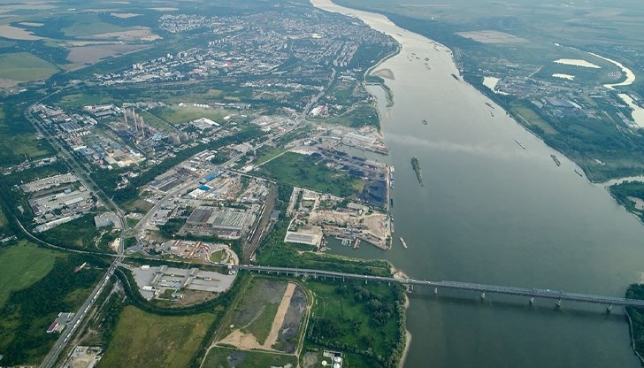 Председателят на Общинския съвет Христо Белоев внесе извънредната декларация за екология Председателят на Общинския съвет Христо Белоев внесе извънредната декларация за екология
