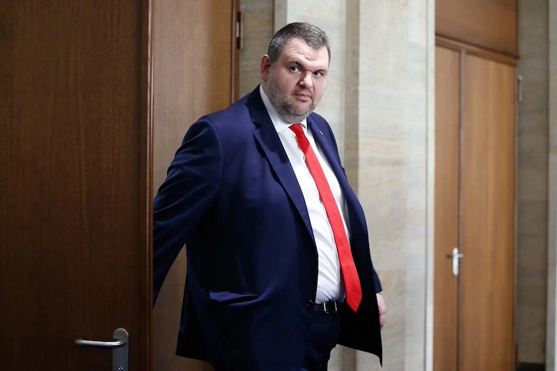 Лидерът на ДПС – Ново начало“ предлага парите от правителствения