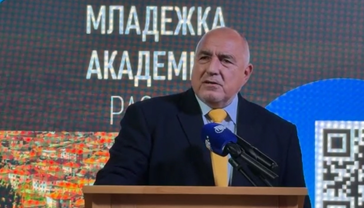 Лидерът на ГЕРБ предупреди за риск пред еврозоната и атакува