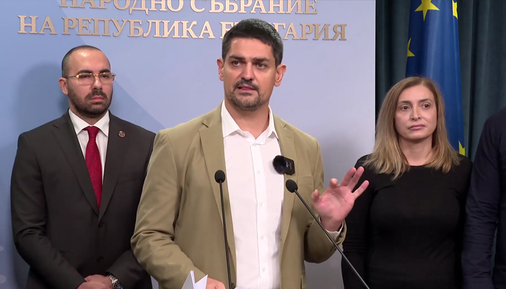 Лидерът на МЕЧ обвини Величие във финансова пирамида и имотни