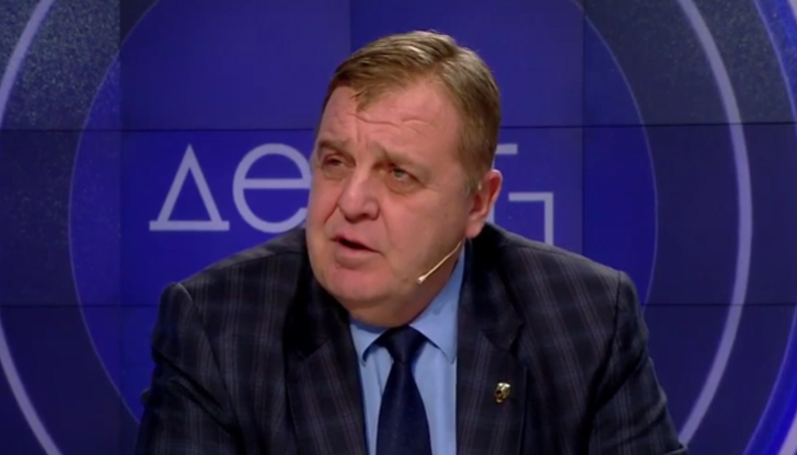 Лидерът на ВМРО: Бойко Борисов дава заден, когато види обществен