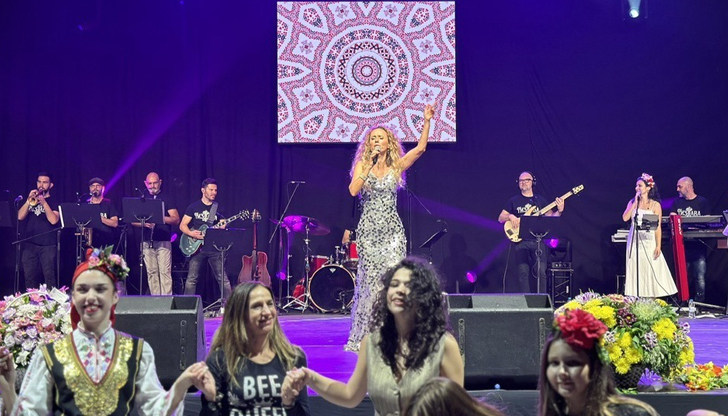 Над 400 момичета и момчета от русенски състави се включиха