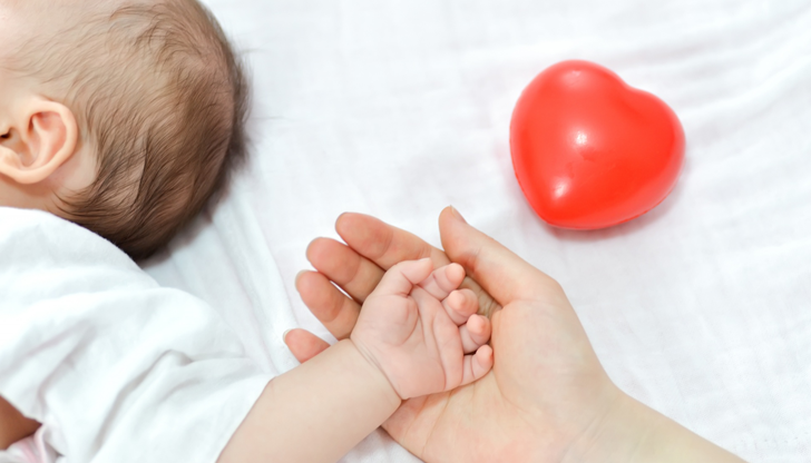 Директорът на Педиатрията извърши животоспасяващата процедура в неделя през нощта