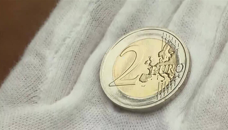 Всеки пакет ще струва 20 лева и ще съдържа монети