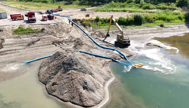 Директорът на РИОСВ – Русе Дауд Ибрям награди пожарникарите за