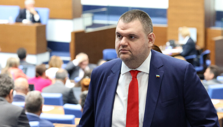 Депутатите от ДПС – Ново начало“ даряват заплатите си за