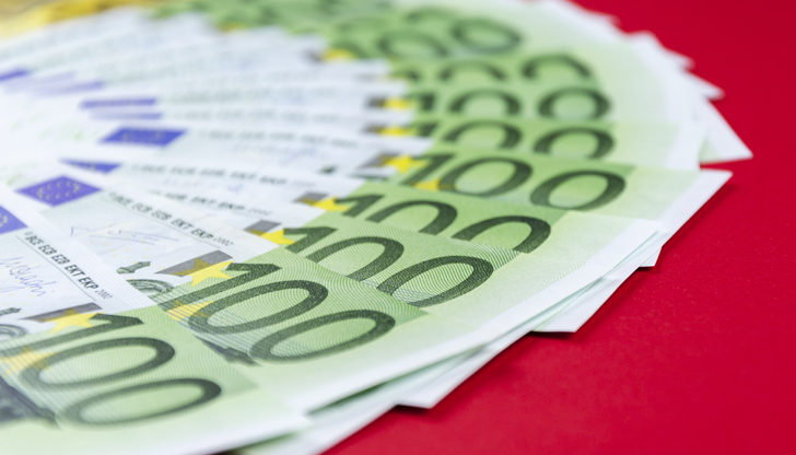 Управляващите ще внесат разчетите след промени в последния моментПървият бюджет