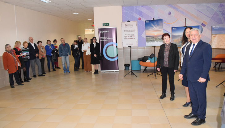 Експозицията е дело на доц. д-р Румяна Лебедова и д-р