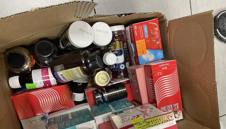 Жена е продавала медикаменти без разрешение и продукти с неясен