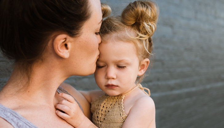 България предлага три години отпуск, Франция - 10 седмициБългария е