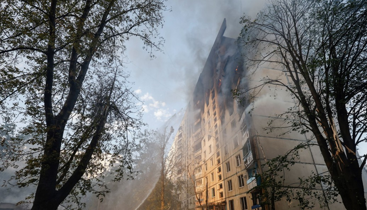 Пожари в електроцентрали в Белгород, Курск и Воронеж след атаки