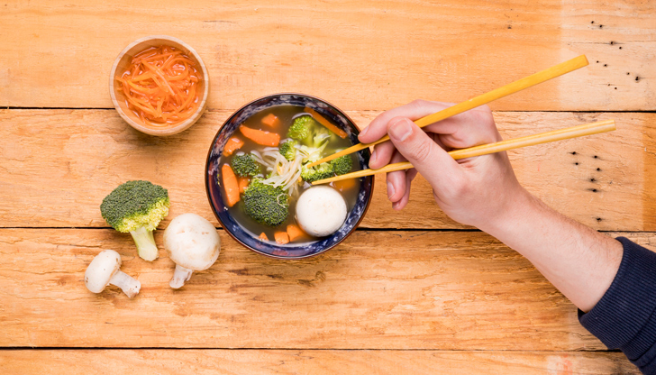 Традицията тръгва от Китай, свързват я с Конфуций и нуждата