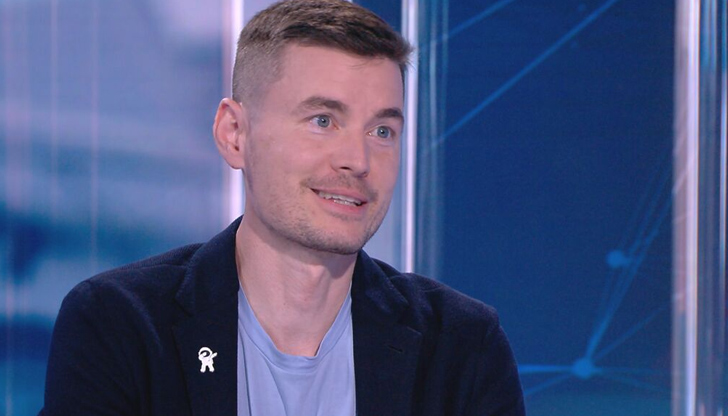 Компанията му EnduroSat набра 104 милиона долара и откри най-големия