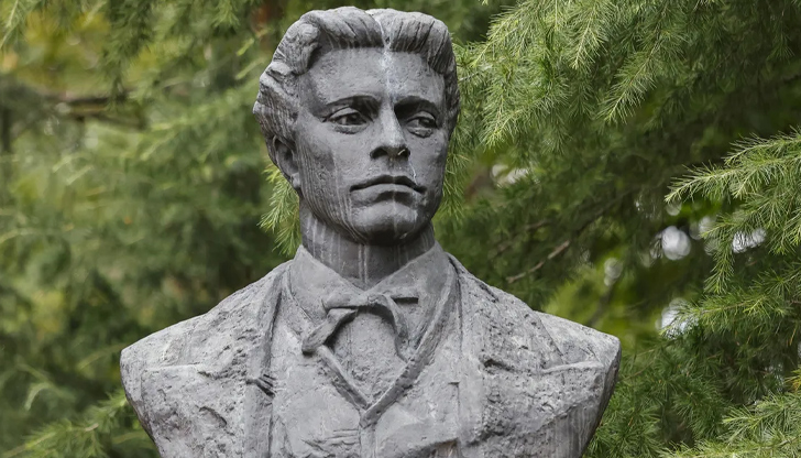 Карлово дари барелеф на Васил Левски на италианския град МонцаБарелеф