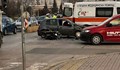 Кола и мотор се блъснаха на кръстовището пред УНСС