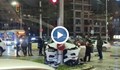 Кола се заби в стълб на оживено кръстовище в София