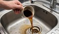 Водопроводчици: Спрете да изхвърляте утайката на кафето в мивката