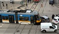 Трамвай и кола се удариха пред Централните хали в София