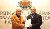 Николай Нанов получи поздравителен адрес от заместник областния управител на Русе