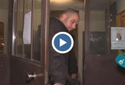 Съседи бранят бившия директор на 138-о училище