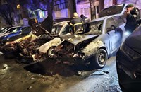 Горяха коли в квартал "Дружба"