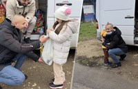 Малки шампиони с големи сърца зарадваха възрастни хора в Русе