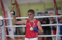 Севда Асенова сложи край на кариерата си със златен медал