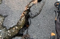 Майка сигнализира за опасни кратери на мост в Русе