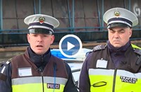 Как двама полицаи спасиха шофьор, на когото му прилошало зад волана