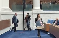 Картонена фигура замести Пеевски на фона на протести