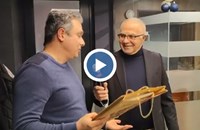 БСП - Русе награди журналист за "обективност" на коледното парти