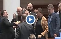 Радостин Василев и Гюнай Далоолу се сбиха в парламента