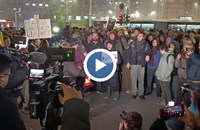 Протестиращи скандираха "Правосъдие, а не корупция" под прозорците на властта в Букурещ