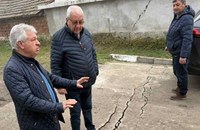 Водна авария срути главната улица в село Екзарх Йосиф